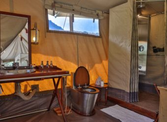 Badkamer, Chamba Camp Diskit