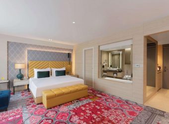 Deluxe junior suite, Grand Mercure Agra