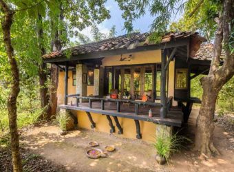 Bungalow, Kanha Earth Lodge